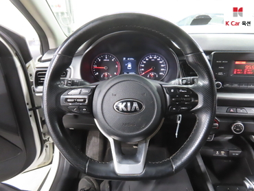 2018 - kia stonic