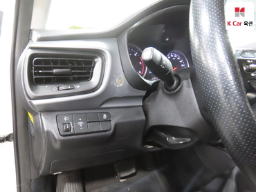 2018 - kia stonic