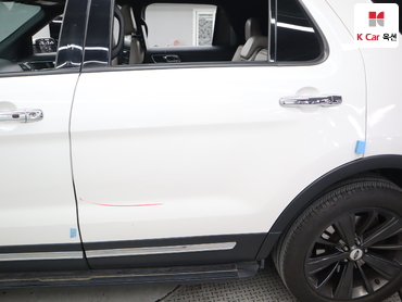 2019 - ford explorer
