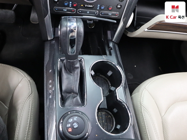 2019 - ford explorer