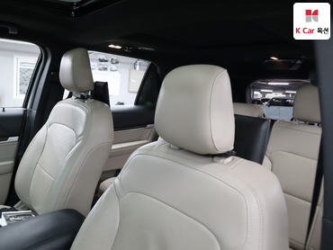 2019 - ford explorer