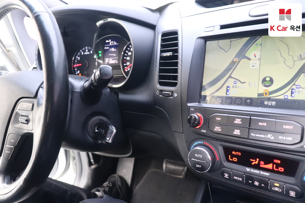 Kia K3 - 11