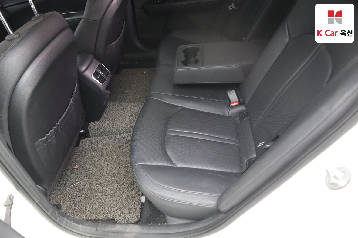 Kia K5 - 22