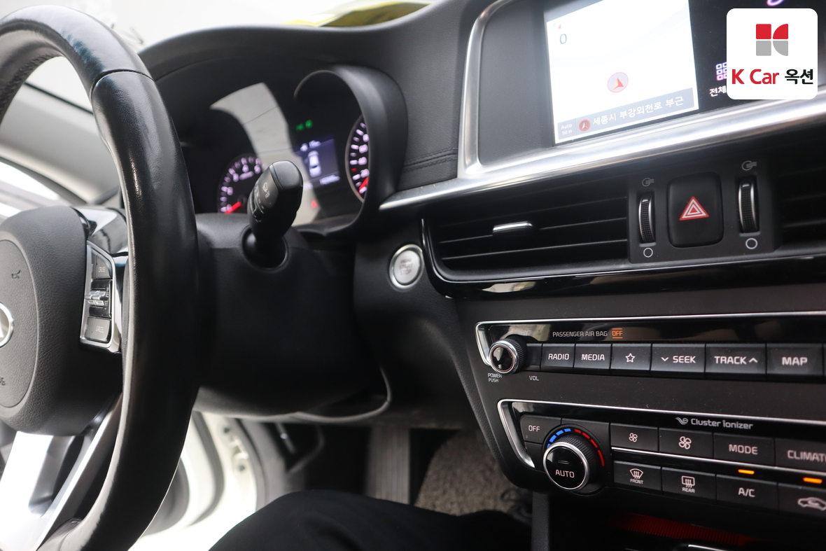 Kia K5 - 11