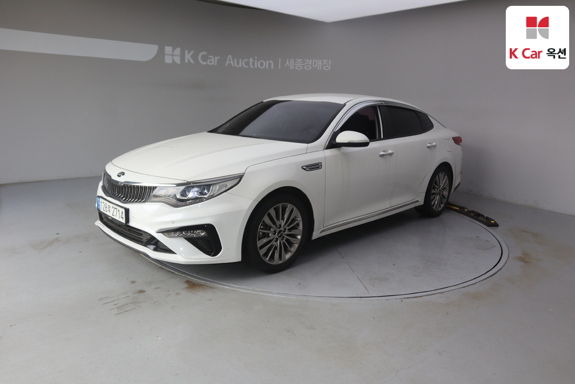 Kia K5 - 1