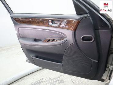 2010 - hyundai bh330