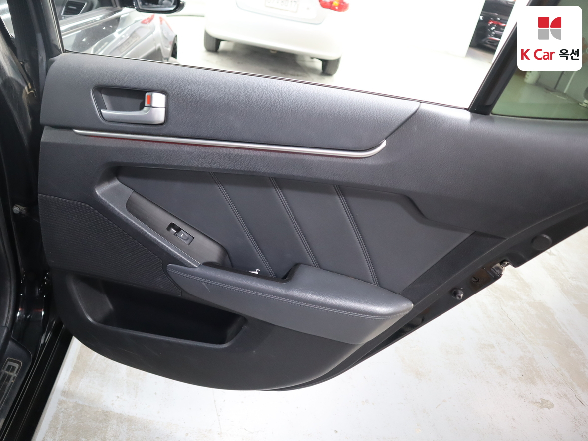 Kia K7 - 27