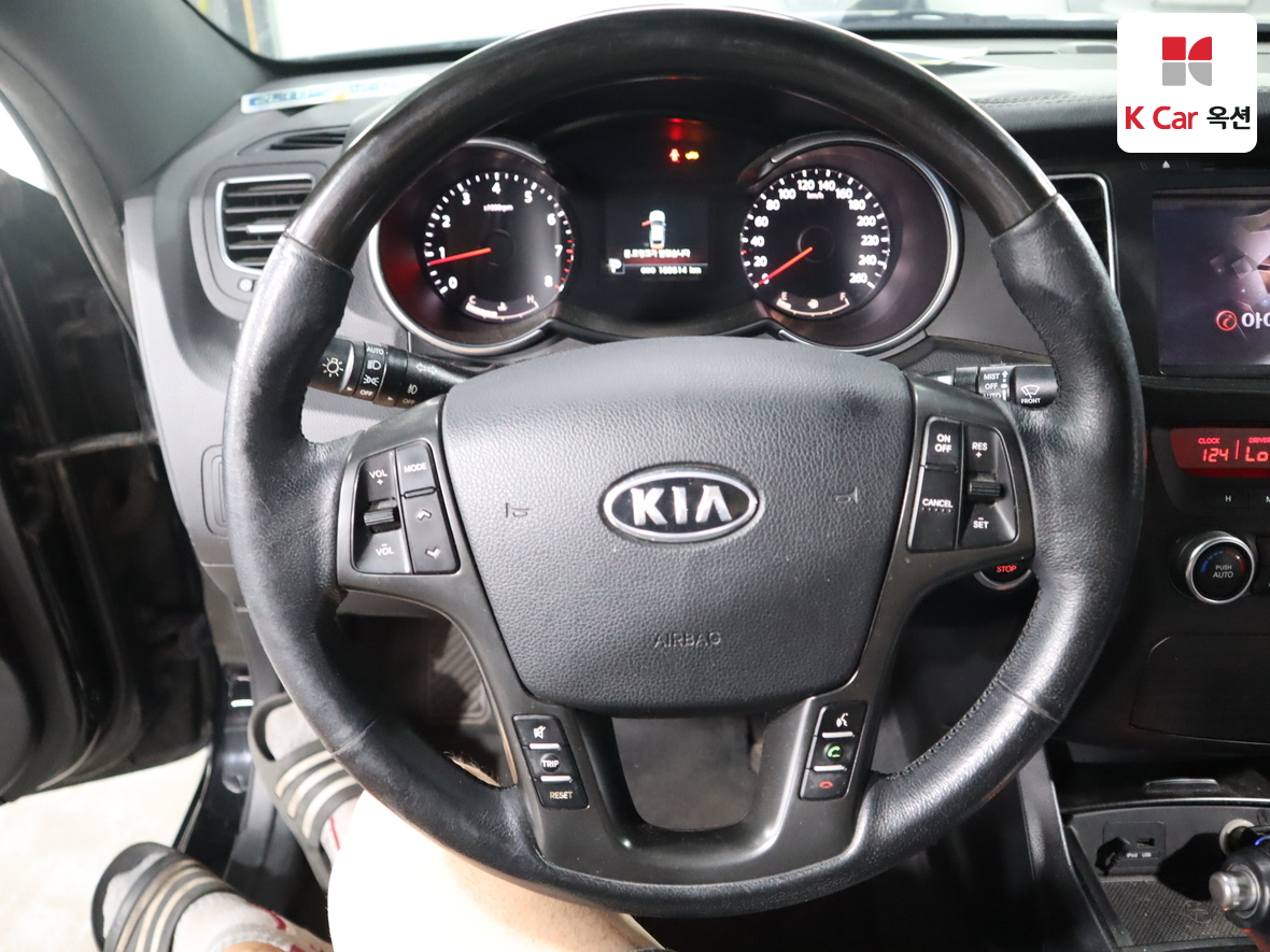 Kia K7 - 10