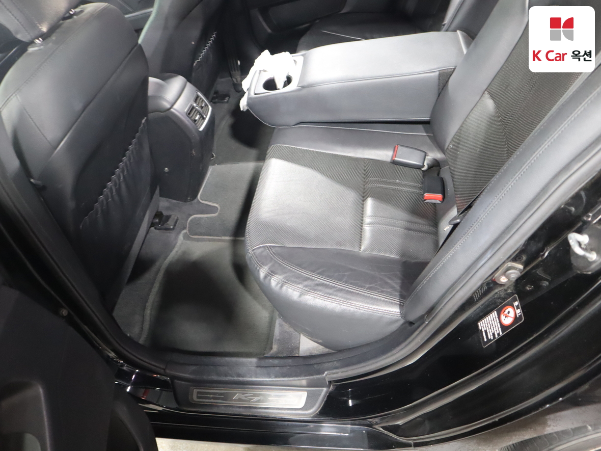 Kia K7 - 24