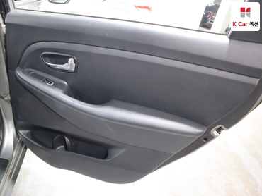 2015 - kia carens