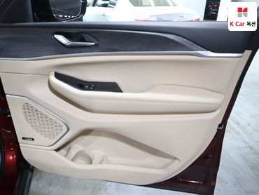 2023 - jeep grand cherokee
