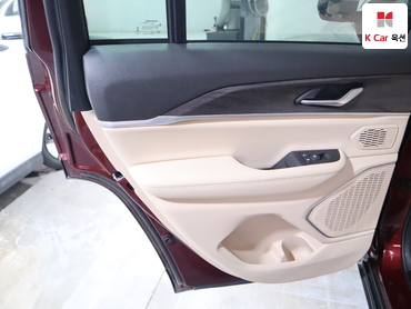 2023 - jeep grand cherokee