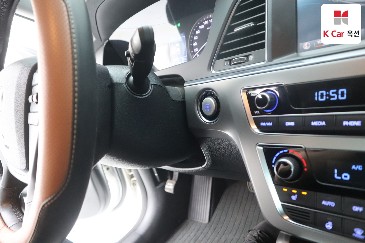 Hyundai Sonata - 11