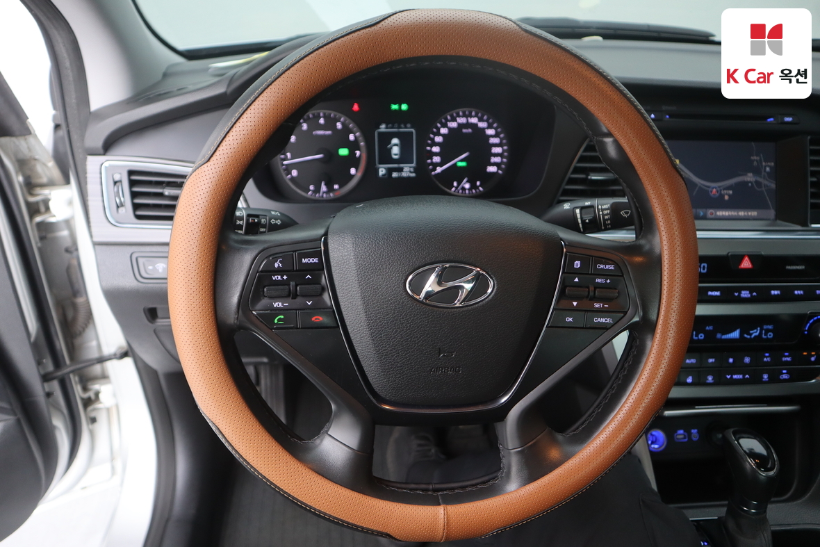 Hyundai Sonata - 10
