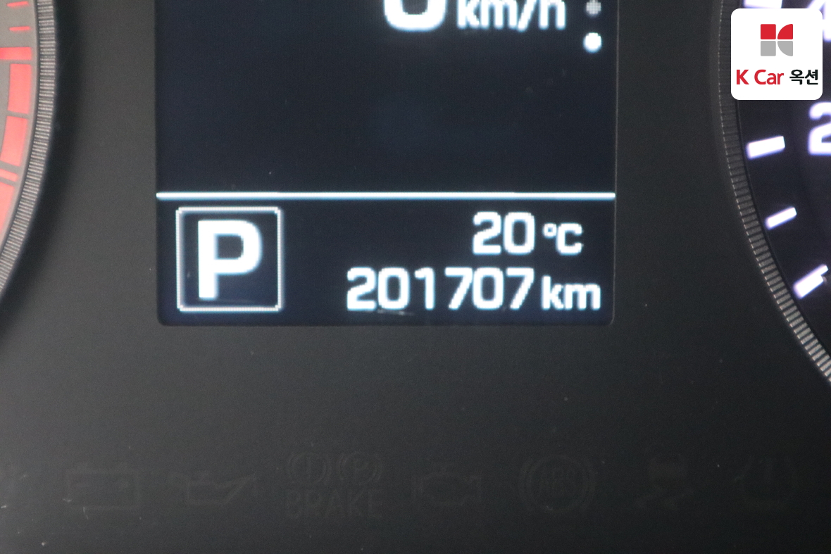 Hyundai Sonata - 4