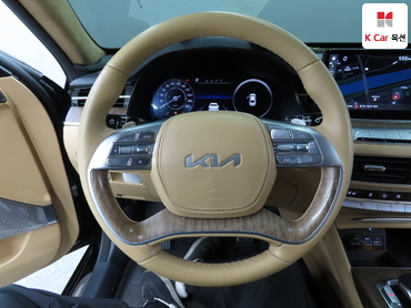 2023 - kia k9