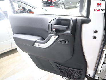 2016 - jeep wrangler