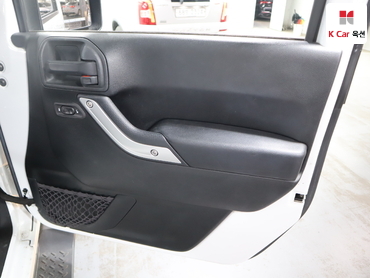 2016 - jeep wrangler