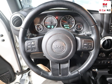2016 - jeep wrangler