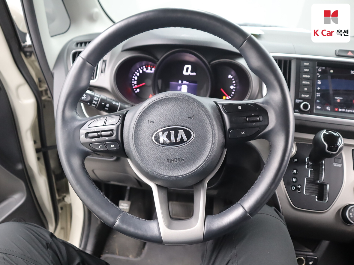 Kia Ray - 10
