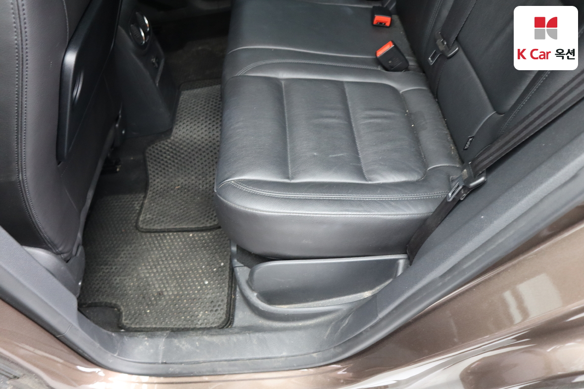 Volkswagen Tiguan - 23