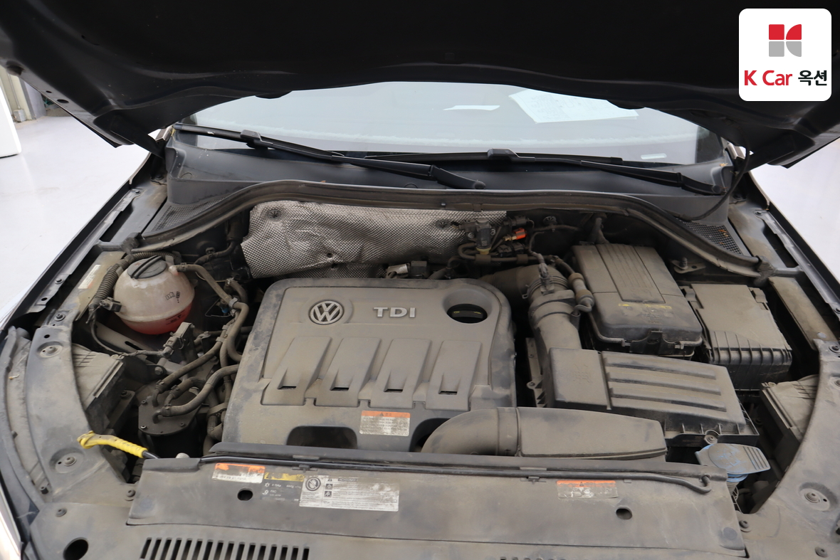 Volkswagen Tiguan - 33