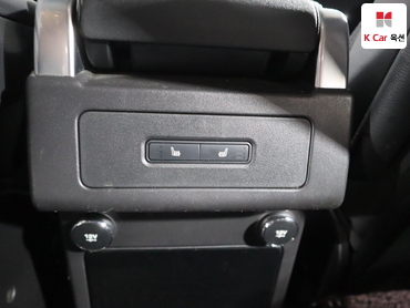 2020 - land rover discovery