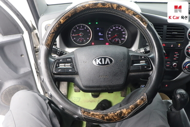 2020 - kia bongo iii