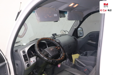 2020 - kia bongo iii