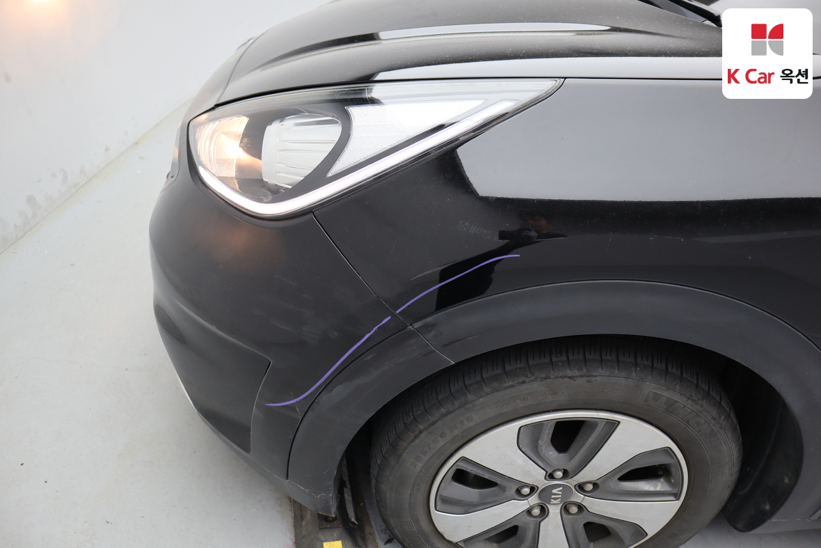 Kia Niro - 34
