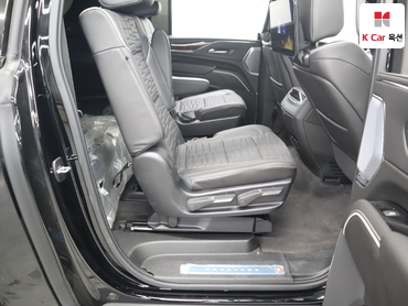 2024 - cadillac escalade