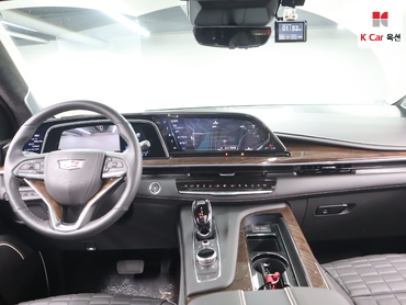 2024 - cadillac escalade