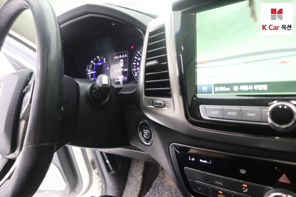 KG Mobility Rexton - 11