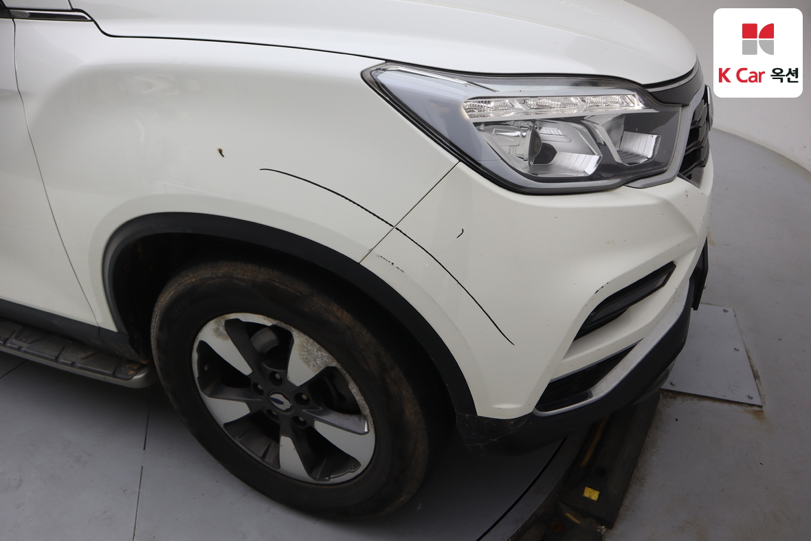 KG Mobility Rexton - 36