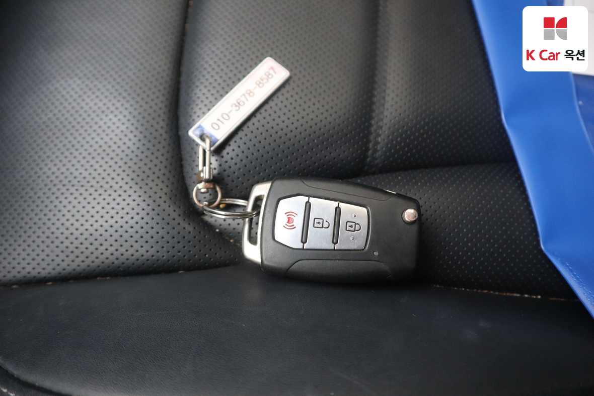 KG Mobility Rexton - 17