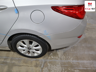 2017 - hyundai accent