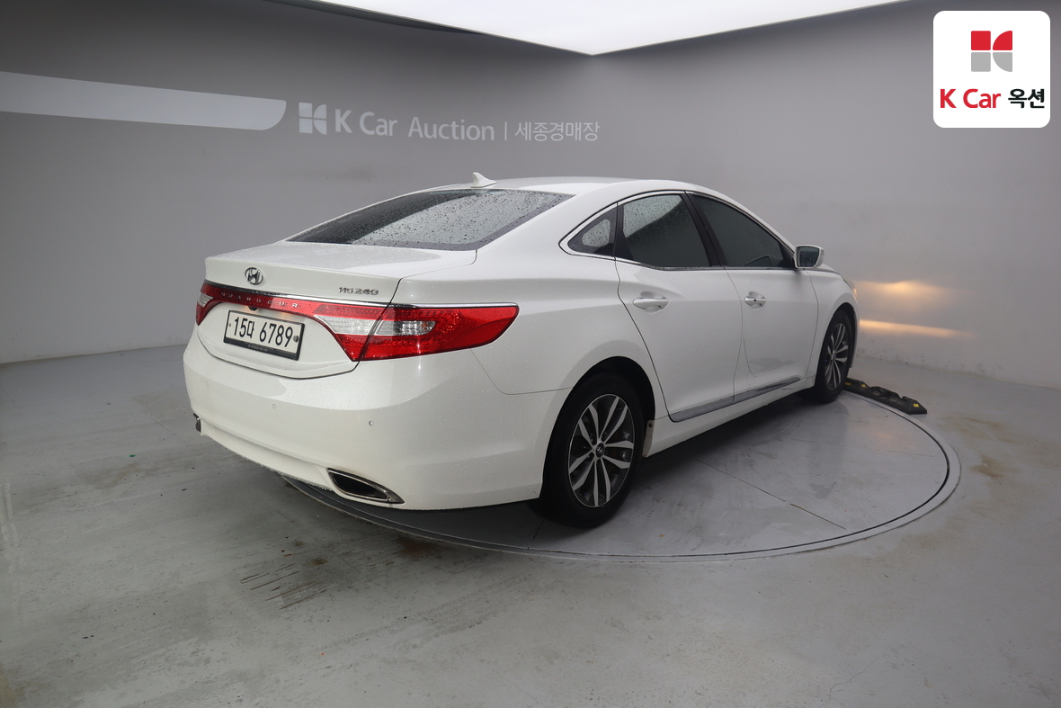 هيونداي أزيرا - 2