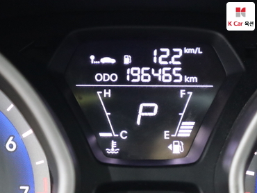 2012 - hyundai avante