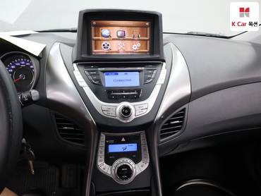 2012 - hyundai avante