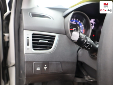 2012 - hyundai avante