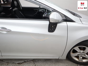 2012 - hyundai avante
