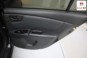 2009 - kia roche