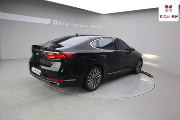 2018 - kia k7
