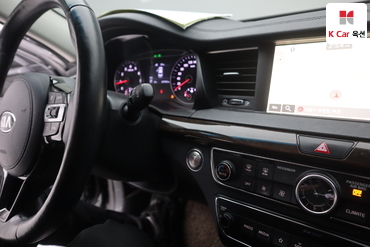 2018 - kia k7