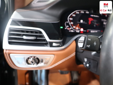 2022 - bmw m7