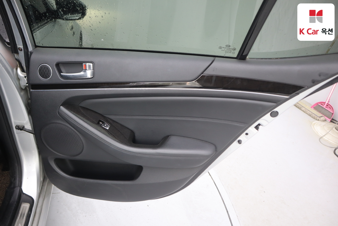 Kia K7 - 27