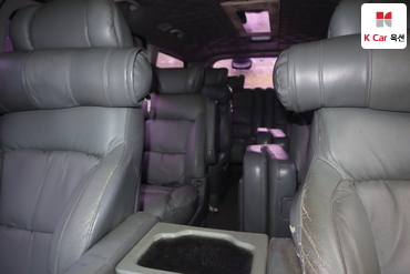 2012 - hyundai grand starex