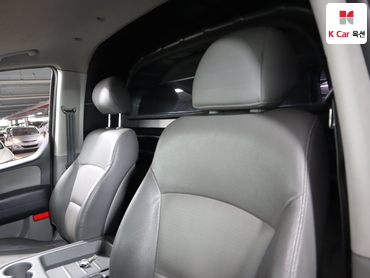 2011 - hyundai grand starex
