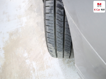 2011 - hyundai grand starex