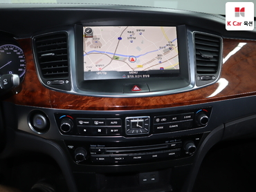 2014 - hyundai equus